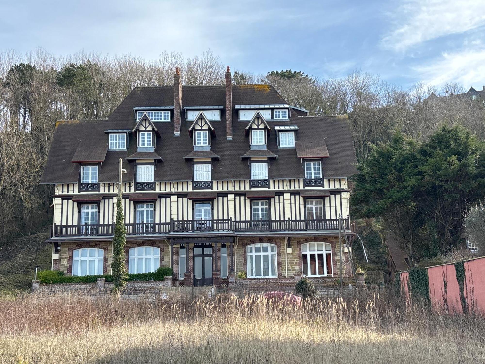Apartment Face A La Mer, Sur Trouville-sur-Mer